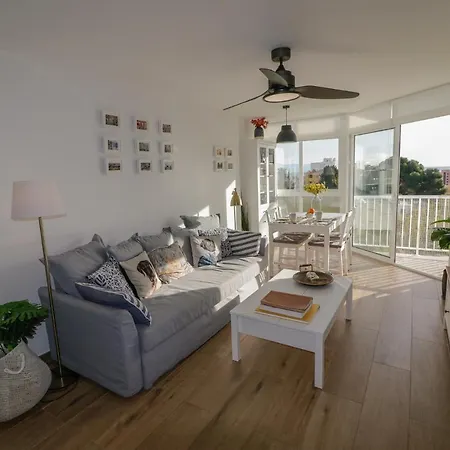 New, Sunny, Near The With Sea Views Apartment Benalmadena