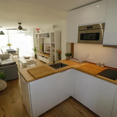 New, Sunny, Near The With Sea Views * Benalmadena